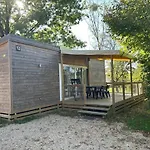 Zecamping 4 Animaux Acceptes Bain A Remous Sauna Et Solarium *