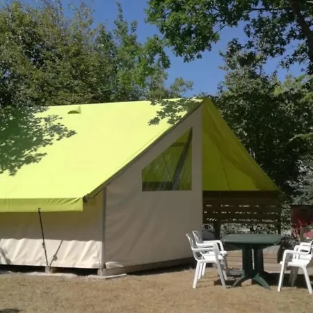 Zecamping 4 étoiles Animaux Acceptés Bain à Remous Sauna Et Solarium *