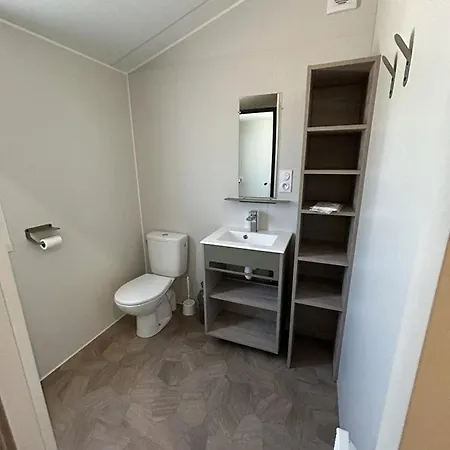 Zecamping 4 Etoiles Animaux Acceptes Bain A Remous Sauna Et Solarium * Apremont (Vendee)