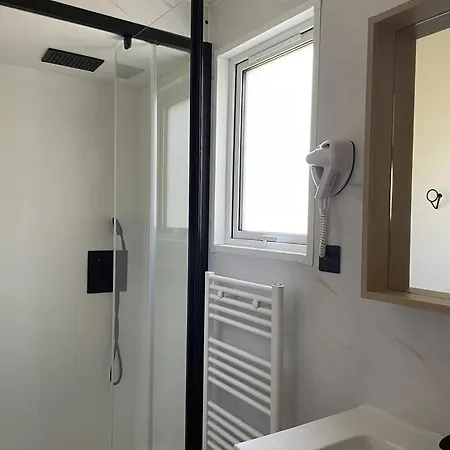 Zecamping 4 étoiles Animaux Acceptés Bain à Remous Sauna Et Solarium *