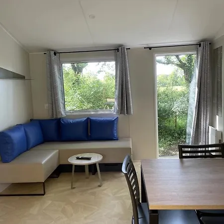Zecamping 4 étoiles Animaux Acceptés Bain à Remous Sauna Et Solarium Apremont (Vendee)