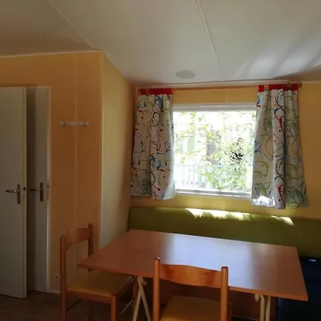 Zecamping 4 Etoiles Animaux Acceptes Bain A Remous Sauna Et Solarium