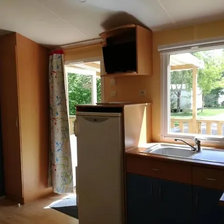 Zecamping 4 Etoiles Animaux Acceptes Bain A Remous Sauna Et Solarium Camping