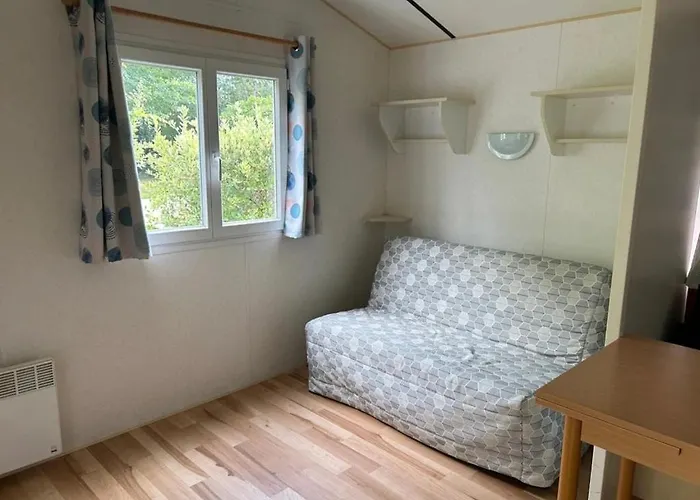 Zecamping 4 Animaux Acceptes Bain A Remous Sauna Et Solarium אתר קמפינג *