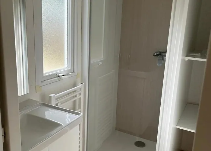 אתר קמפינג Zecamping 4 Animaux Acceptes Bain A Remous Sauna Et Solarium