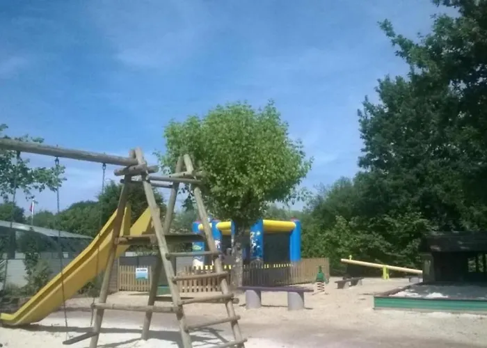 Camping 4 Etoiles - Piscine - Ccb0bif