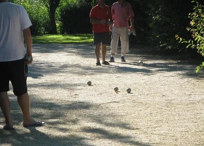 Zecamping 4 Animaux Acceptes Bain A Remous Sauna Et Solarium *