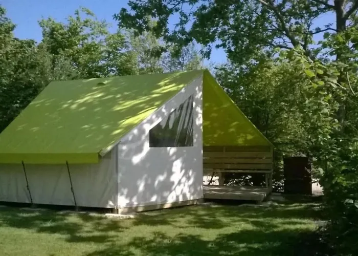 אתר קמפינג Zecamping 4 Animaux Acceptes Bain A Remous Sauna Et Solarium Apremont (Vendee)