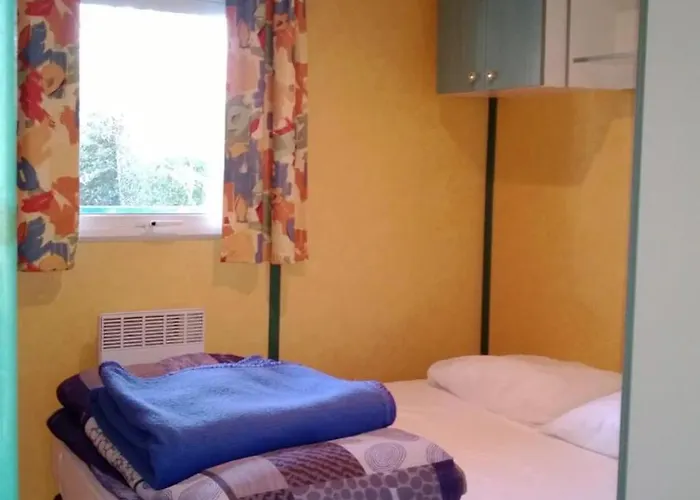 Zecamping 4 Animaux Acceptes Bain A Remous Sauna Et Solarium אתר קמפינג