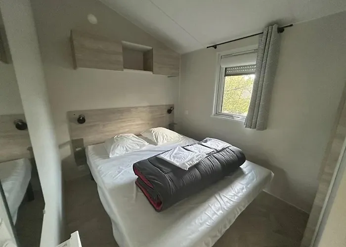 Zecamping 4 Animaux Acceptes Bain A Remous Sauna Et Solarium *