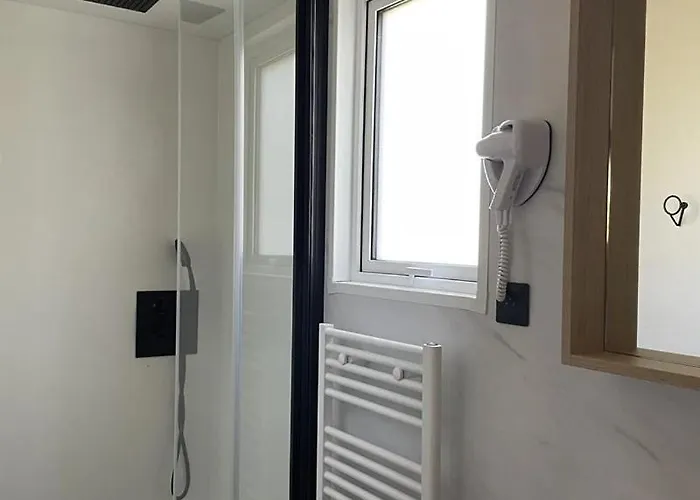 Zecamping 4 Animaux Acceptes Bain A Remous Sauna Et Solarium *