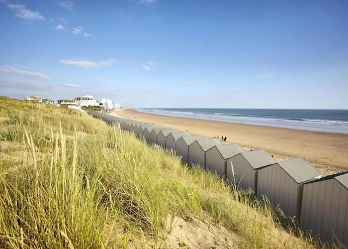 אתר קמפינג Zecamping 4 Animaux Acceptes Bain A Remous Sauna Et Solarium